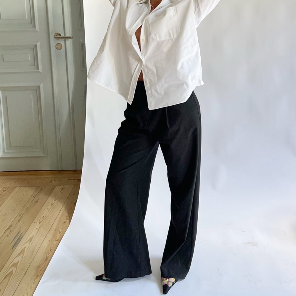 Djerf Avenue 'Favorite Pants' in size XS - Black